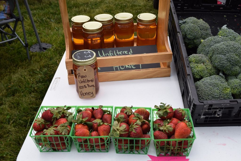 5-13-20 farmers market 055 (1024x683).jpg